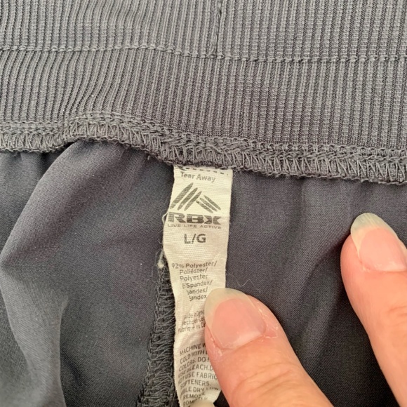 RBX Lumen Lightweight Capri Pant. Size L. Dark Grey - Picture 3 of 4